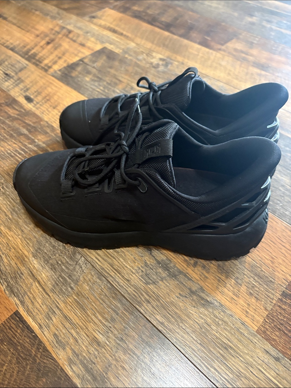 Kizik Unisex Wasatch Hands-Free Shoes - Blackout